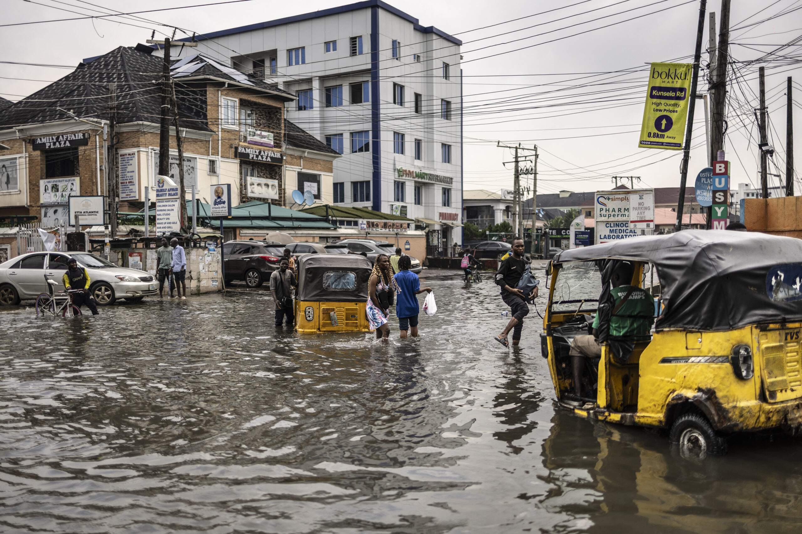 West Africa's coastal cities are not sinking by accident
